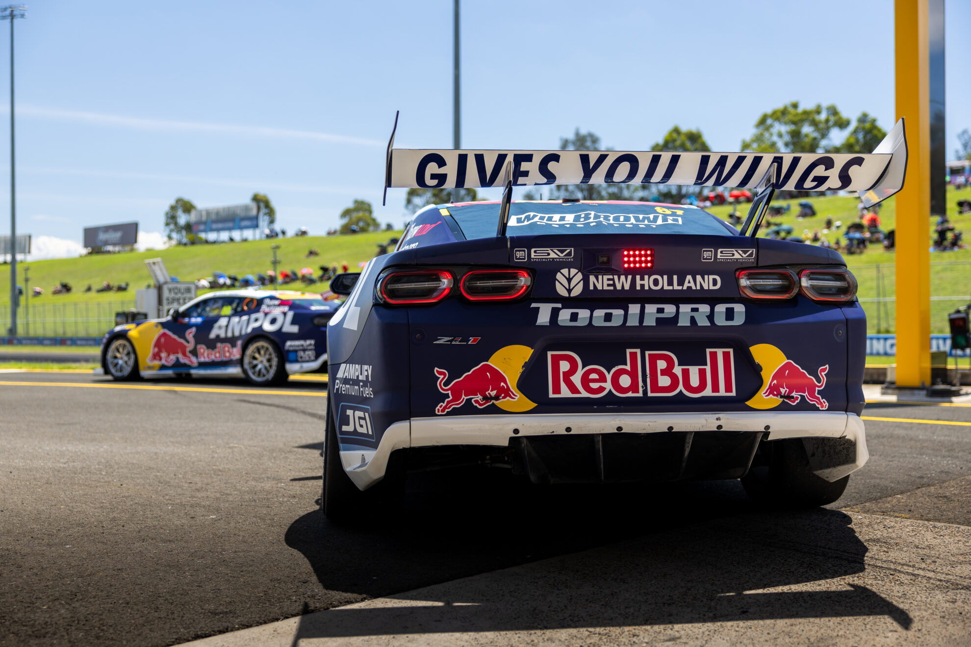 Gloves well and truly off as Grand Prix racing begins - Red Bull Ampol ...